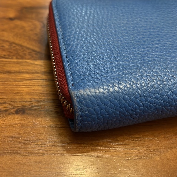 Tory Burch wallet in wine and blue - Picture 3 of 7